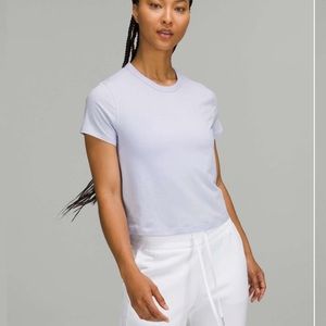 Lululemon classic-fit cotton-blend tee size 6